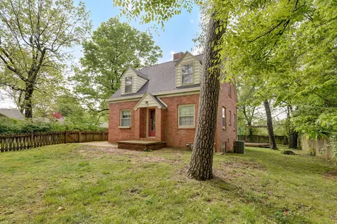 Exterior - 2310 E Grand St, Springfield, MO 65804 photo 2 of 8