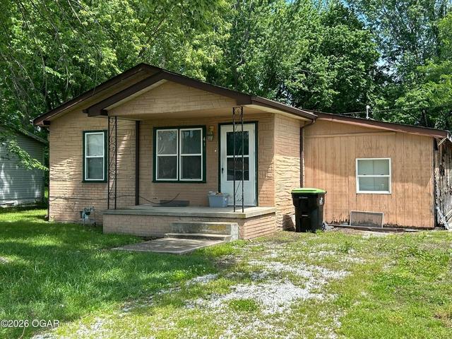 419 Mower St, Joplin, MO 64801
