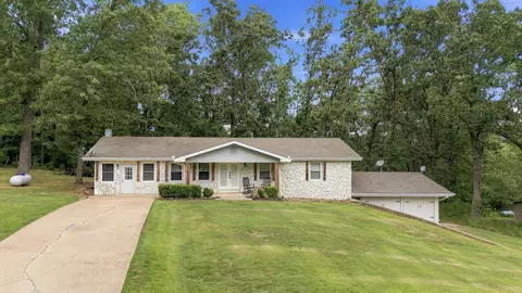 625 County Road 8330, West Plains, MO 65775