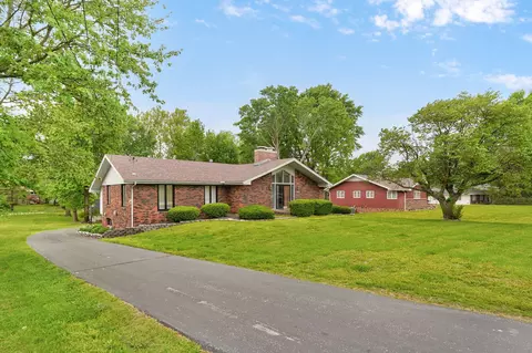 1050 E Camorene St, Springfield, MO 65803