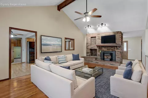 Other - 922 E Manchester Dr, Springfield, MO 65810 photo 2 of 11
