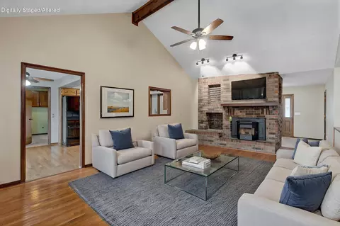 Other - 922 E Manchester Dr, Springfield, MO 65810 photo 1 of 11