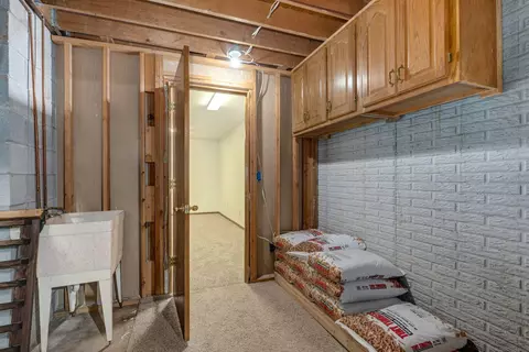Other - 922 E Manchester Dr, Springfield, MO 65810 photo 10 of 11