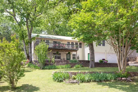 235 Evening Side Ln, Blue Eye, MO 65611