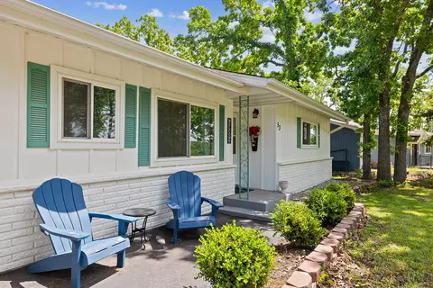 53 Locust Ln, Branson, MO 65616