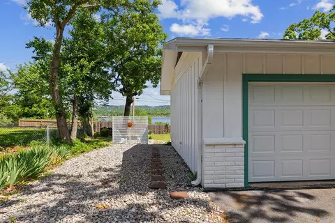 Exterior - 53 Locust Ln, Branson, MO 65616 photo 7 of 17