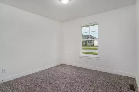 1829 S Erika Ave, Springfield, MO 65802 photo 23