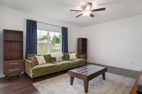 1829 S Erika Ave, Springfield, MO 65802 photo 13