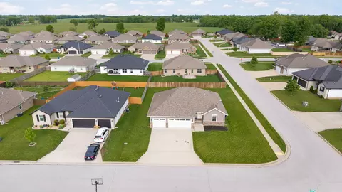 1829 S Erika Ave, Springfield, MO 65802 photo 33