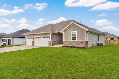 1829 S Erika Ave, Springfield, MO 65802 photo 3