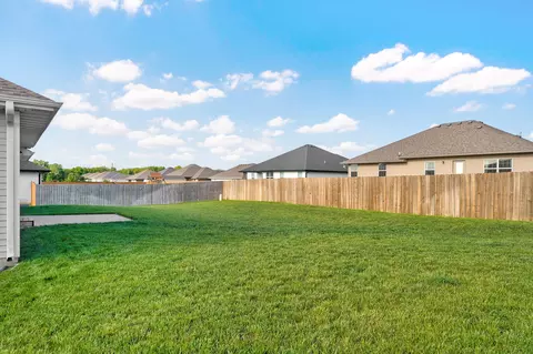 1829 S Erika Ave, Springfield, MO 65802 photo 27