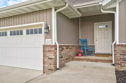 1829 S Erika Ave, Springfield, MO 65802 photo 4