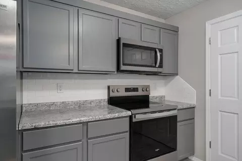 Kitchen - 813 Galena Rd, Ozark, MO 65721 photo 3 of 4