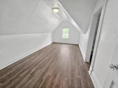 Bedroom - 503 S New Ave, Springfield, MO 65806 photo 11 of 12