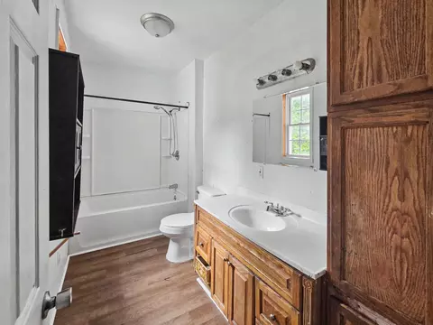 Bath - 503 S New Ave, Springfield, MO 65806 photo 1 of 4