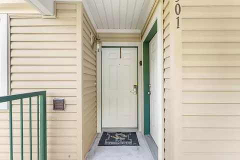 Entry Way - 595 Timbercreek Rd #301, Branson, MO 65616 photo 1 of 1