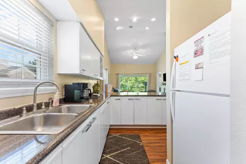 Kitchen - 595 Timbercreek Rd #301, Branson, MO 65616 photo 3 of 3