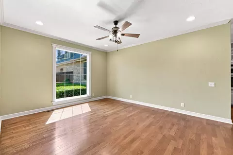 Living - 879 E Westchester Dr, Springfield, MO 65810 photo 4 of 6