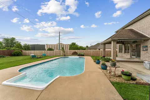 Exterior - 3353 E Fox Grape St, Springfield, MO 65804 photo 3 of 4