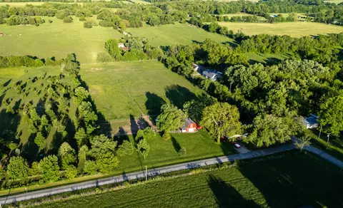 View/Area - 602 E Sanders St, Miller, MO 65707 photo 4 of 6