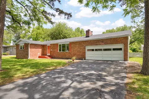 1650 S Sieger Dr, Springfield, MO 65804