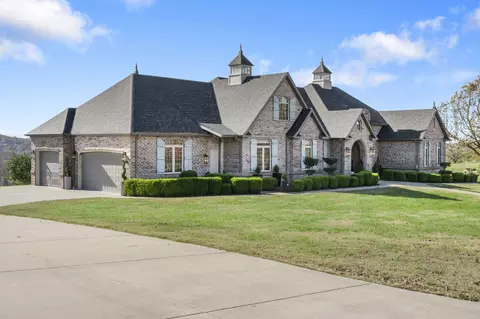 9386 E Maple Ridge Ln, Strafford, MO 65757