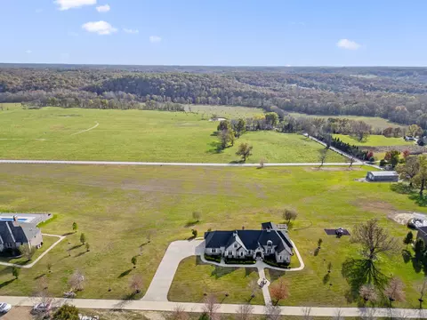 View/Area - 9386 E Maple Ridge Ln, Strafford, MO 65757 photo 2 of 3
