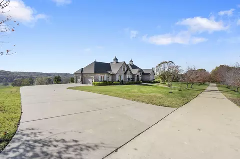 Exterior - 9386 E Maple Ridge Ln, Strafford, MO 65757 photo 12 of 14