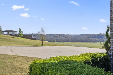 Exterior - 9386 E Maple Ridge Ln, Strafford, MO 65757 photo 10 of 14
