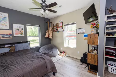 Bedroom - 7128 E Farm Road 84, Strafford, MO 65757 photo 3 of 4