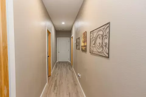 Entry Way - 7128 E Farm Road 84, Strafford, MO 65757 photo 4 of 5
