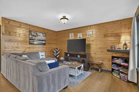 Living - 375 Edgewater Cir, Forsyth, MO 65653 photo 1 of 5