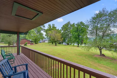 Exterior - 375 Edgewater Cir, Forsyth, MO 65653 photo 3 of 8