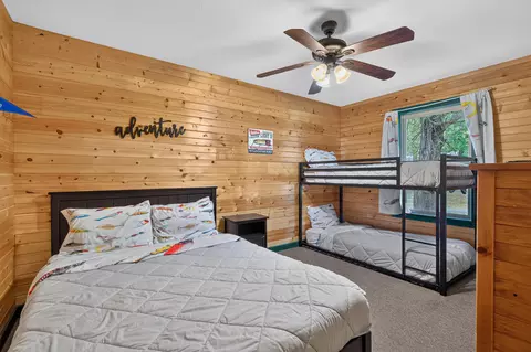 Bedroom - 375 Edgewater Cir, Forsyth, MO 65653 photo 4 of 4