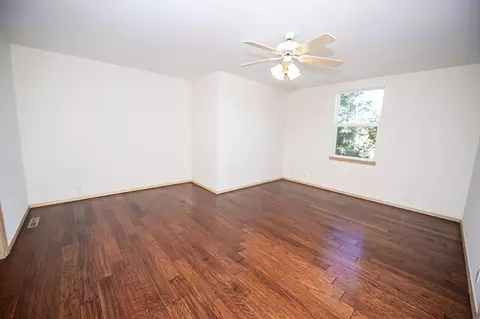 Bedroom - 5646 S Jefferson Ave, Springfield, MO 65810 photo 5 of 8
