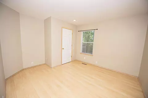 Bedroom - 5646 S Jefferson Ave, Springfield, MO 65810 photo 2 of 8