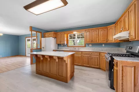 Kitchen - 727 Banner Rd, Goodman, MO 64843 photo 2 of 3