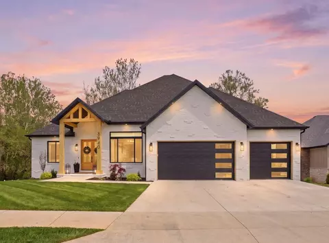 5940 S Clay Ave, Springfield, MO 65810