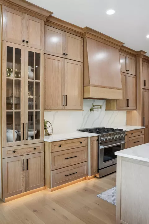 Kitchen - 5940 S Clay Ave, Springfield, MO 65810 photo 5 of 8