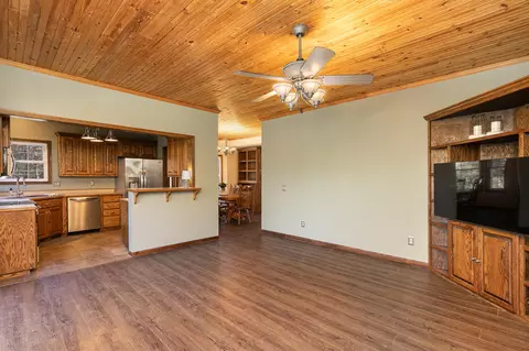 961 E 407th Rd, Bolivar, MO 65613 photo 17