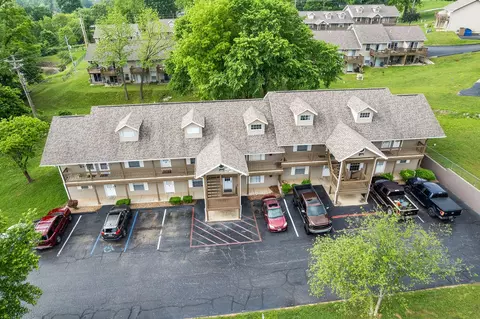 30 Fall Creek Dr #7, Branson, MO 65616 photo 4