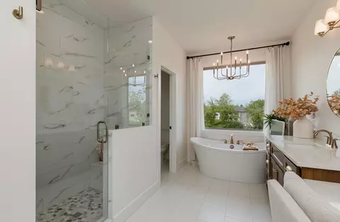 Bath - 6139 S Dollison Ave, Springfield, MO 65810 photo 2 of 7