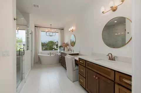 Bath - 6139 S Dollison Ave, Springfield, MO 65810 photo 1 of 7