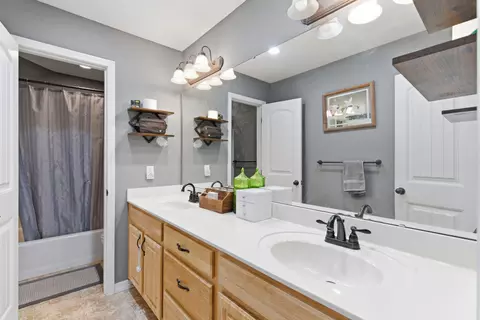 Bath - 8903 N State Highway Z, Willard, MO 65781 photo 2 of 2