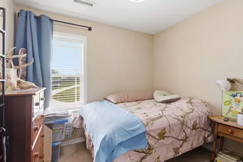 Bedroom - 8903 N State Highway Z, Willard, MO 65781 photo 3 of 3