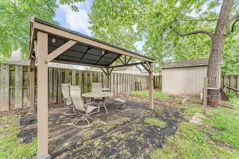 Exterior - 3983 W Leisa St, Springfield, MO 65807 photo 11 of 12