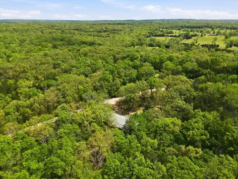 24608 Brookside Rd, Hermitage, MO 65668 photo 39