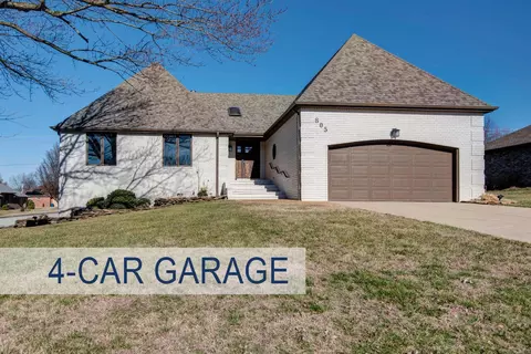805 W Briarwood Ln, Nixa, MO 65714