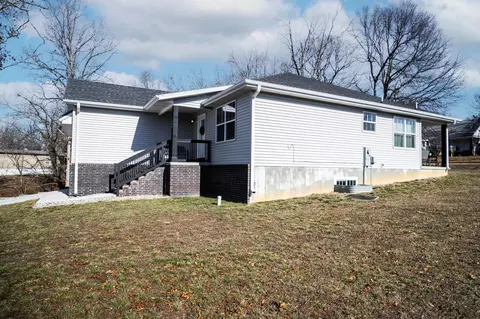 Exterior - 1580 Spring Hills St, Marshfield, MO 65706 photo 12 of 12