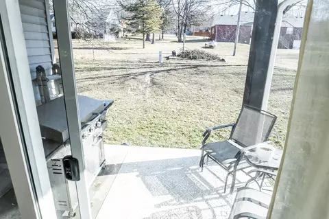 Exterior - 1580 Spring Hills St, Marshfield, MO 65706 photo 3 of 12